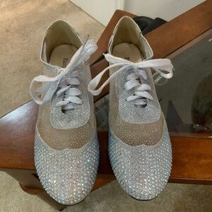 Pierre Dumas Rhinestone Silver Mesh Glitter Party Shoes Size 9